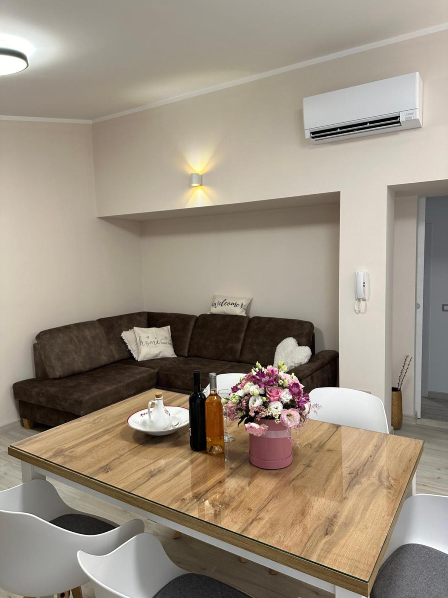 Bee House Suite - Brand New Apartment 100 M From Sea Kaštela Exteriér fotografie